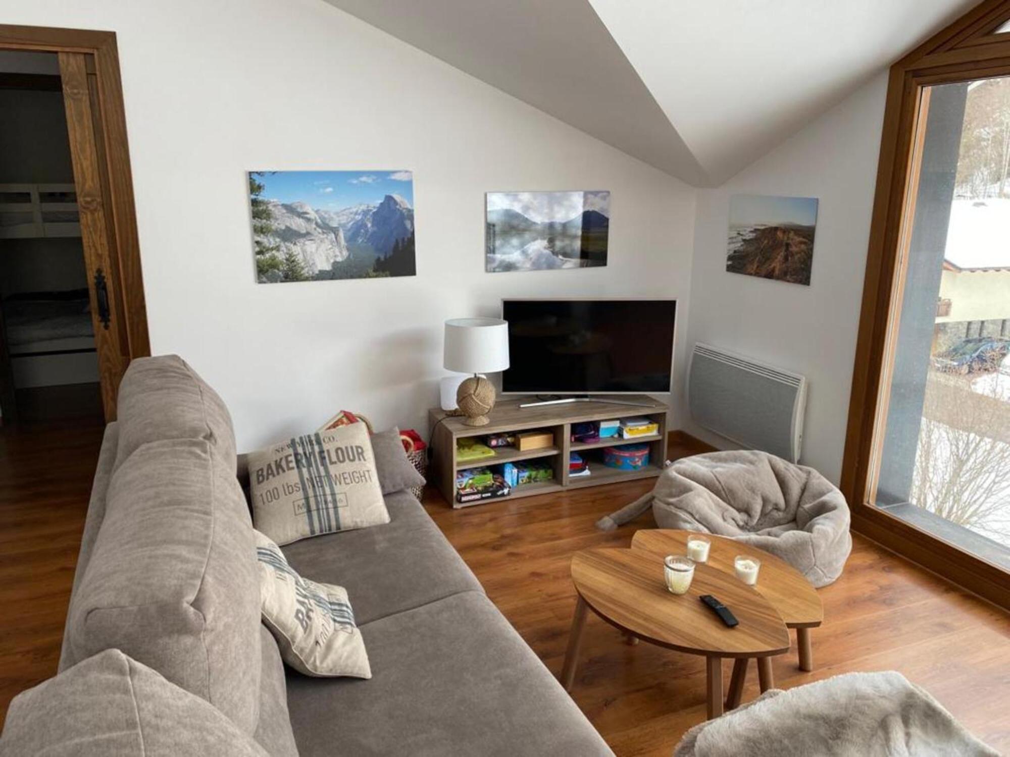 Apartamento Vitivola Els Esquiadors De Llorts Exterior foto